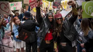 Backdrop to the movie "Girl You Know It