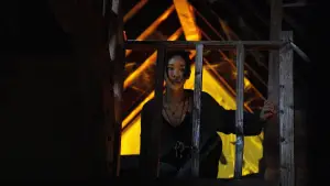 Backdrop to the movie "Horror Express" #723444