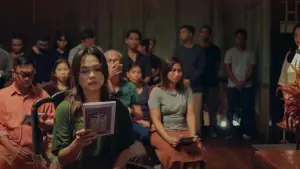 Backdrop to the movie "Scarecrow" #733030