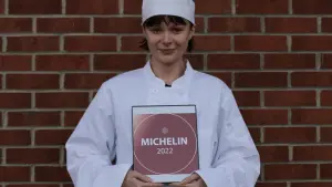 Backdrop to the movie "Crudo" #464100