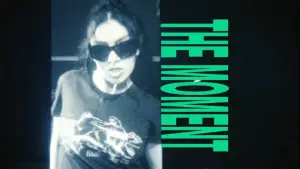 Backdrop to the movie "The Moment" #516713