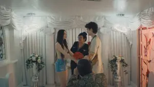 Backdrop to the movie "Anora" #547649