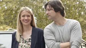 Backdrop to the movie "Sweet September" #621597