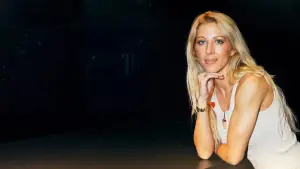 Backdrop to the movie "Loana Story : Le destin brisé d