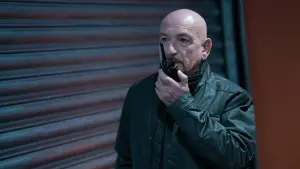 Backdrop to the movie "Security" #726500