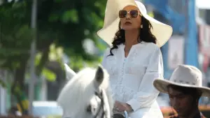 Backdrop to the movie "Mertua Ngeri Kali" #536781