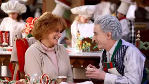 Backdrop to the movie "The Santa Clause 3: The Escape Clause" #455155