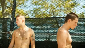 Backdrop to the movie "Beach Rats" #643812