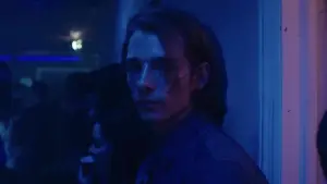 Backdrop to the movie "Wildling" #695087