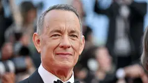Backdrop to the movie "Tom Hanks, un héros ordinaire" #920220