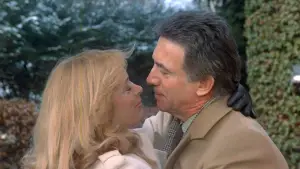 Backdrop to the movie "Julie Darling" #708556