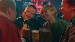 Backdrop to the movie "Blue Jean" #195133