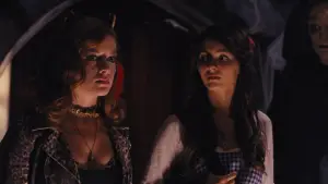 Backdrop to the movie "Fun Size" #686241