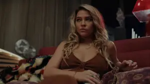 Backdrop to the movie "Glass Onion: A Knives Out Mystery" #592425