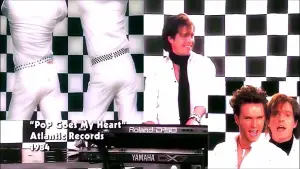 Backdrop to the movie "Music and Lyrics" #692344