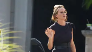 Backdrop to the movie "The Con Is On" #402379