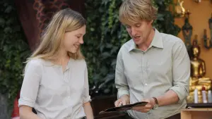 Backdrop to the movie "Midnight in Paris" #208985