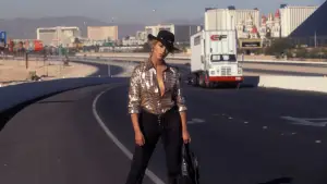 Backdrop to the movie "Showgirls" #606677