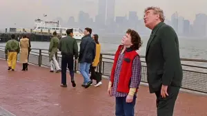 Backdrop to the movie "Delivering Milo" #627034