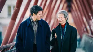 Backdrop to the movie "Two Pianos" #606471