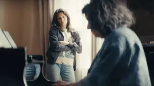 Backdrop to the movie "Love Letters" #540397