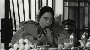 Backdrop to the movie "Poor Things" #584116