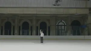 Backdrop to the movie "We Live in Time" #563099