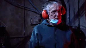 Backdrop to the movie "Canary Black" #622834