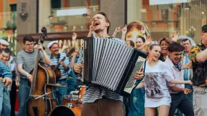 Backdrop to the movie "The Plagiarist" #792077