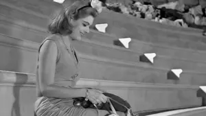 Backdrop to the movie "Never on Sunday" #483902