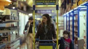 Backdrop to the movie "Hour and Twenty" #769885