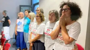 Backdrop to the movie "PFAS: How manufacturers are poisoning us" #783367