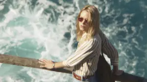 Backdrop to the movie "Islands" #537658