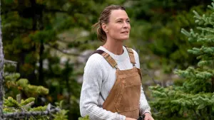 Backdrop to the movie "Land" #335093