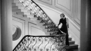 Backdrop to the movie "Holiday" #380062