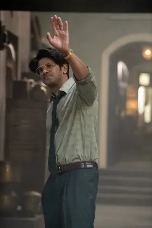 Poster to the movie "Lucky Baskhar" #666804