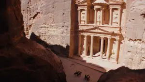 Backdrop to the movie "Indiana Jones and the Last Crusade" #601592