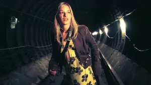 Backdrop to the movie "Creep" #385213