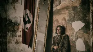 Backdrop to the movie "Lee" #612557