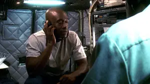 Backdrop to the movie "Traffic" #662394