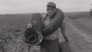 Backdrop to the movie "Redoubt" #641974