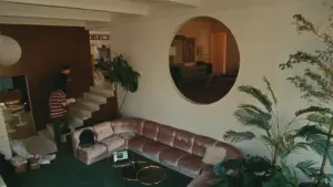 Backdrop to the movie "Lurker" #779574