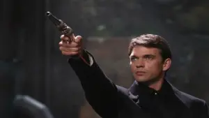 Backdrop to the movie "Perfect Creature" #477639