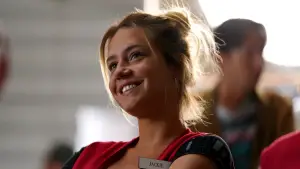 Backdrop to the movie "Beating Hearts" #600790