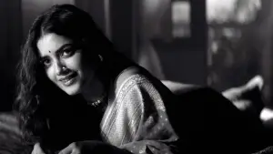 Backdrop to the movie "Kaantha" #581601