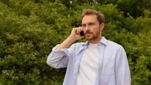 Backdrop to the movie "Tethered Wings" #730188