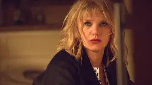 Backdrop to the movie "Knox Goes Away" #442259