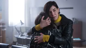 Backdrop to the movie "Rebel" #372378