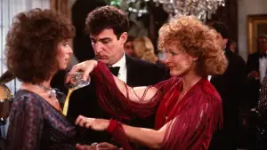 Backdrop to the movie "Maxie" #724611