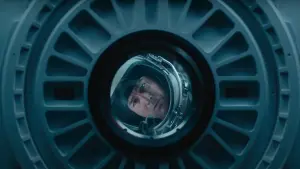 Backdrop to the movie "The Midnight Sky" #377043